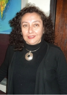 Adriana Espinoza